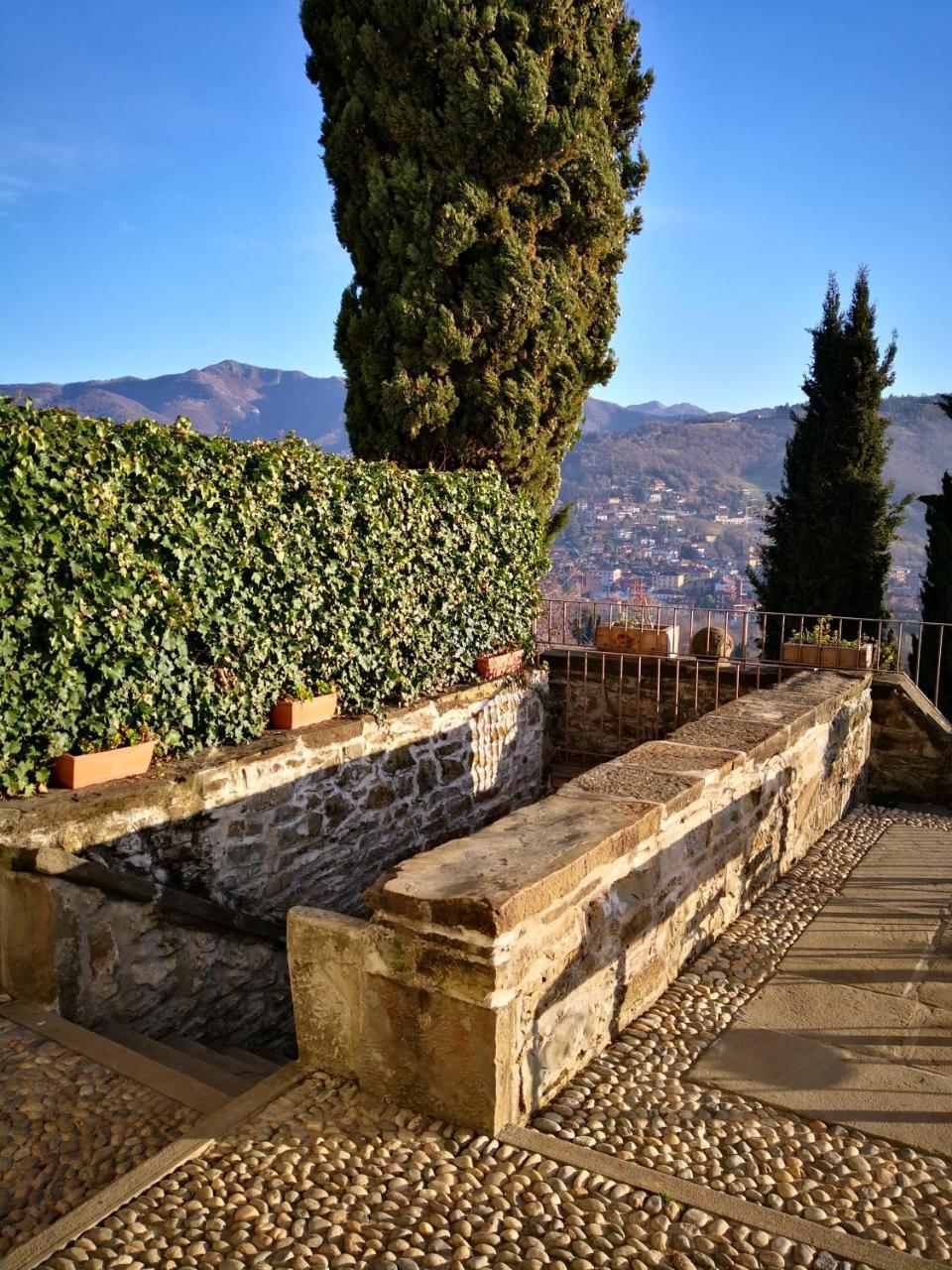 B&B Dimora Delle Donnole Bergamo Alta Екстер'єр фото